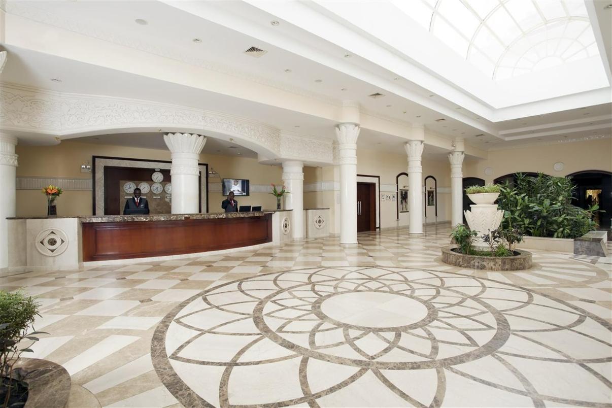 Hotel Ledger Plaza Bangui Extérieur photo