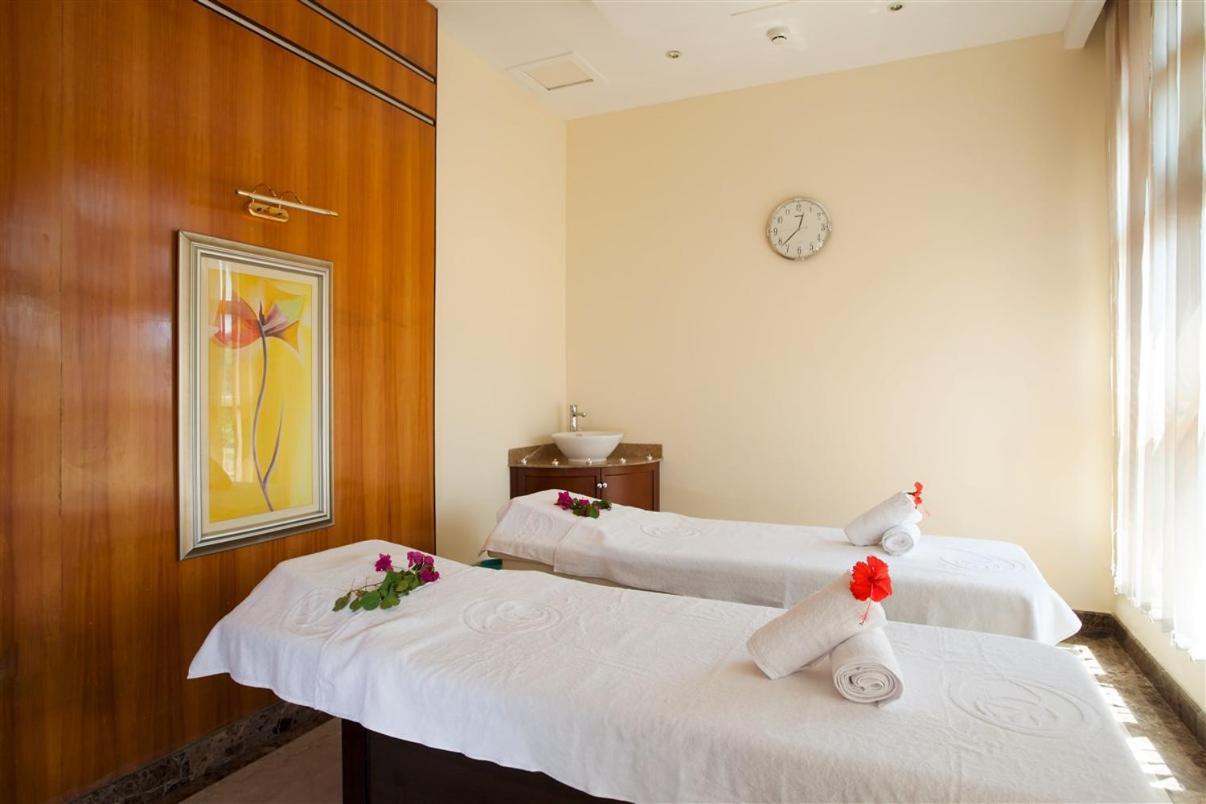Hotel Ledger Plaza Bangui Extérieur photo