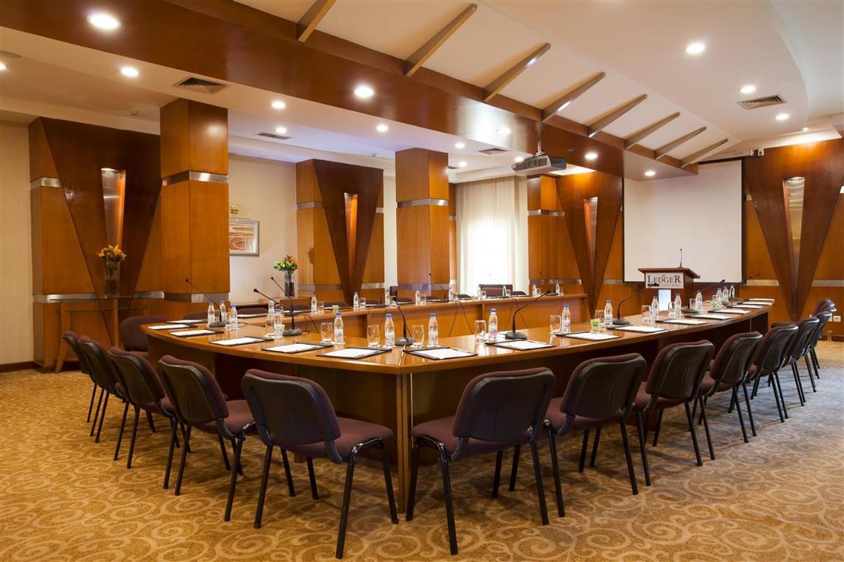 Hotel Ledger Plaza Bangui Extérieur photo